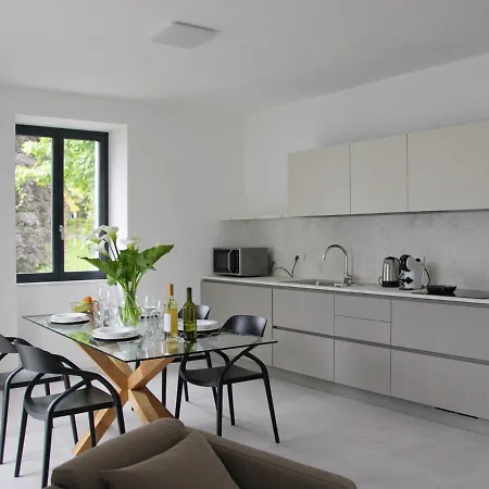 Il Porticciolo Lezzeno