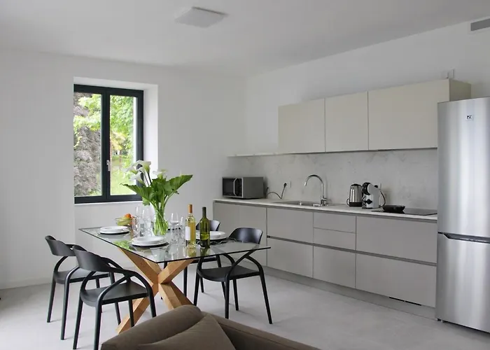 Il Porticciolo Лезено